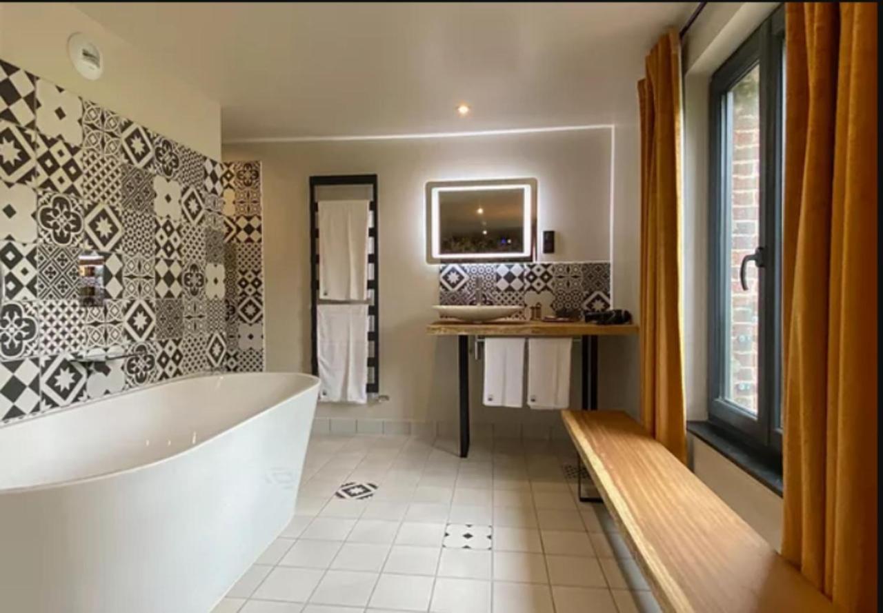 Le Moulin Fouret Hotell Saint-Aubin-le-Vertueux Eksteriør bilde