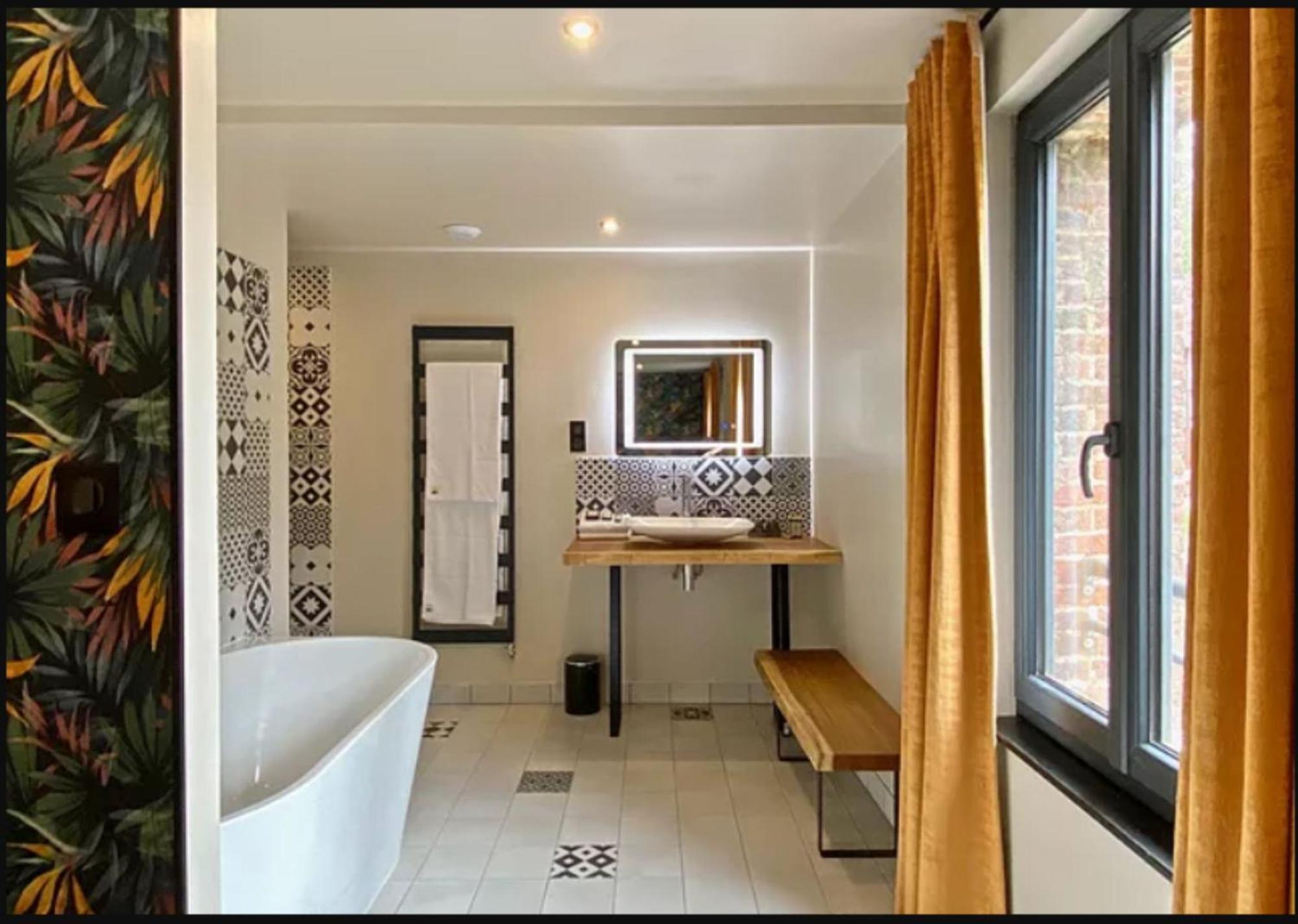 Le Moulin Fouret Hotell Saint-Aubin-le-Vertueux Eksteriør bilde
