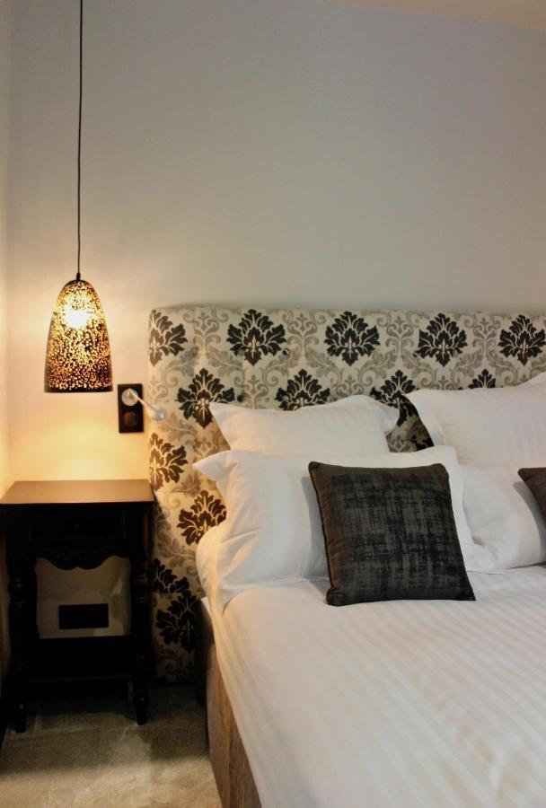 Le Moulin Fouret Hotell Saint-Aubin-le-Vertueux Eksteriør bilde